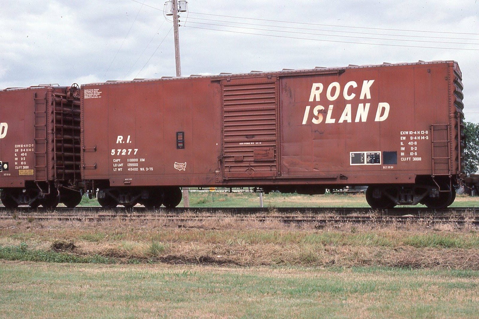 Industrial History Covered hoppers for grain haulage revolutionized