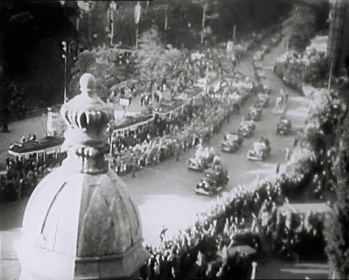 Organizando o caos Mulheres na direçao Leni Riefenstahl (Alemanha)