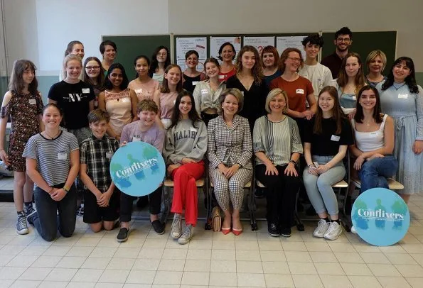 Queen Mathilde of Belgium visited the Maria Boodschap Lyceum, a catholic school for secondary education in Brussels for program Conflixers