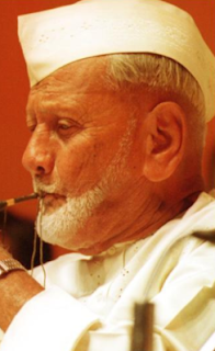 Ustad Bismillah Khan popularized this instrument, shehnai, in hindi, instrument name, age, wiki, biography Ustad Bismillah Khan popularized this instrument, shehnai, in hindi, instrument name, age, wiki, biography