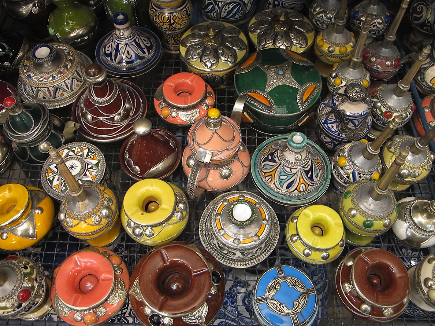 AK MAGMA DESIGN ceramic factory in Fez