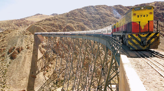 Trem das Nuvens em Salta, Argentina Trem das Nuvens em Salta, Argentina