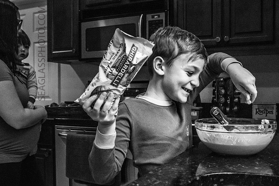 Making chocolate chip pancakes black and white photo yummy ghirardelli Making chocolate chip pancakes black and white photo yummy ghirardelli