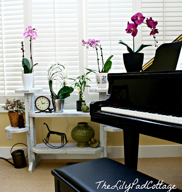 spring piano room