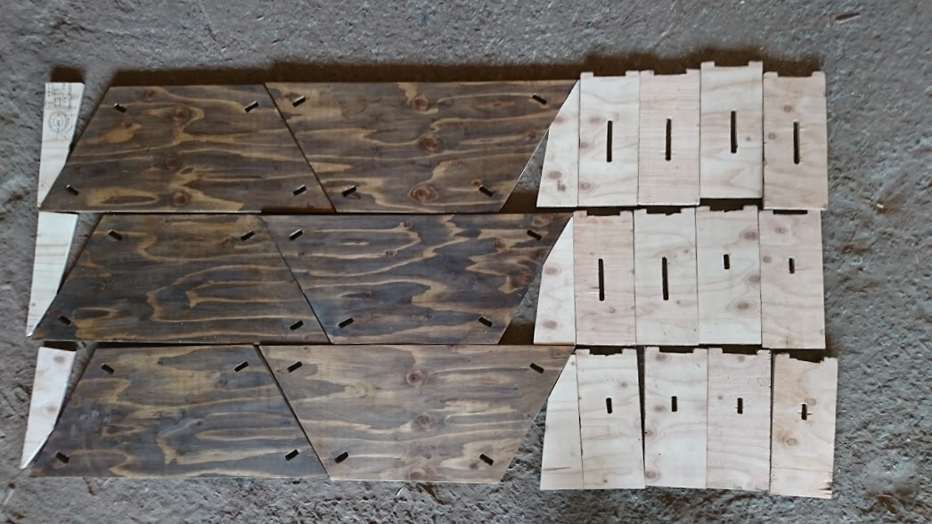 まとめ買いでお得 この道40年の大工さんが作るヘキサテーブル 【全３色