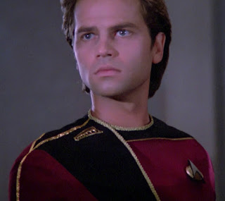 TNG season 1 admiral uniform - raglan armscye TNG season 1 admiral uniform - raglan armscye