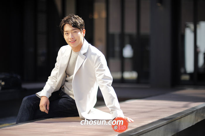 서강준 오늘자 기사 사진 | 인스티즈