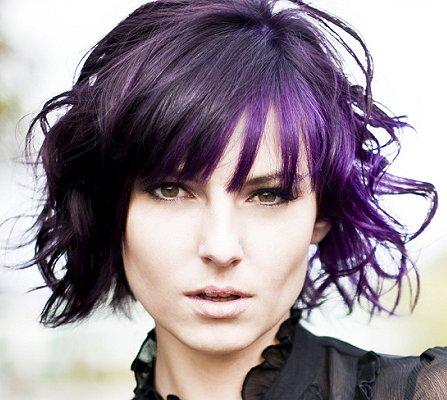 Cabello Corto Con Mechas Moradas Solo Para Adultos En La Mancha