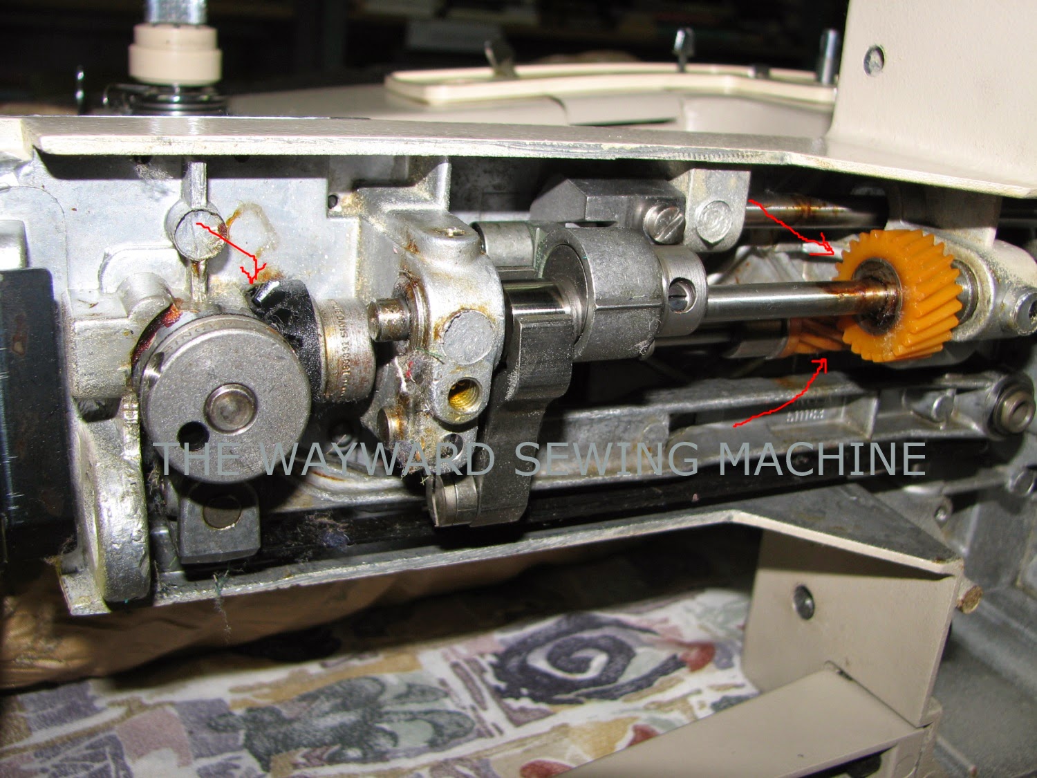 The Wayward Sewing Machine Singer Stylist 437