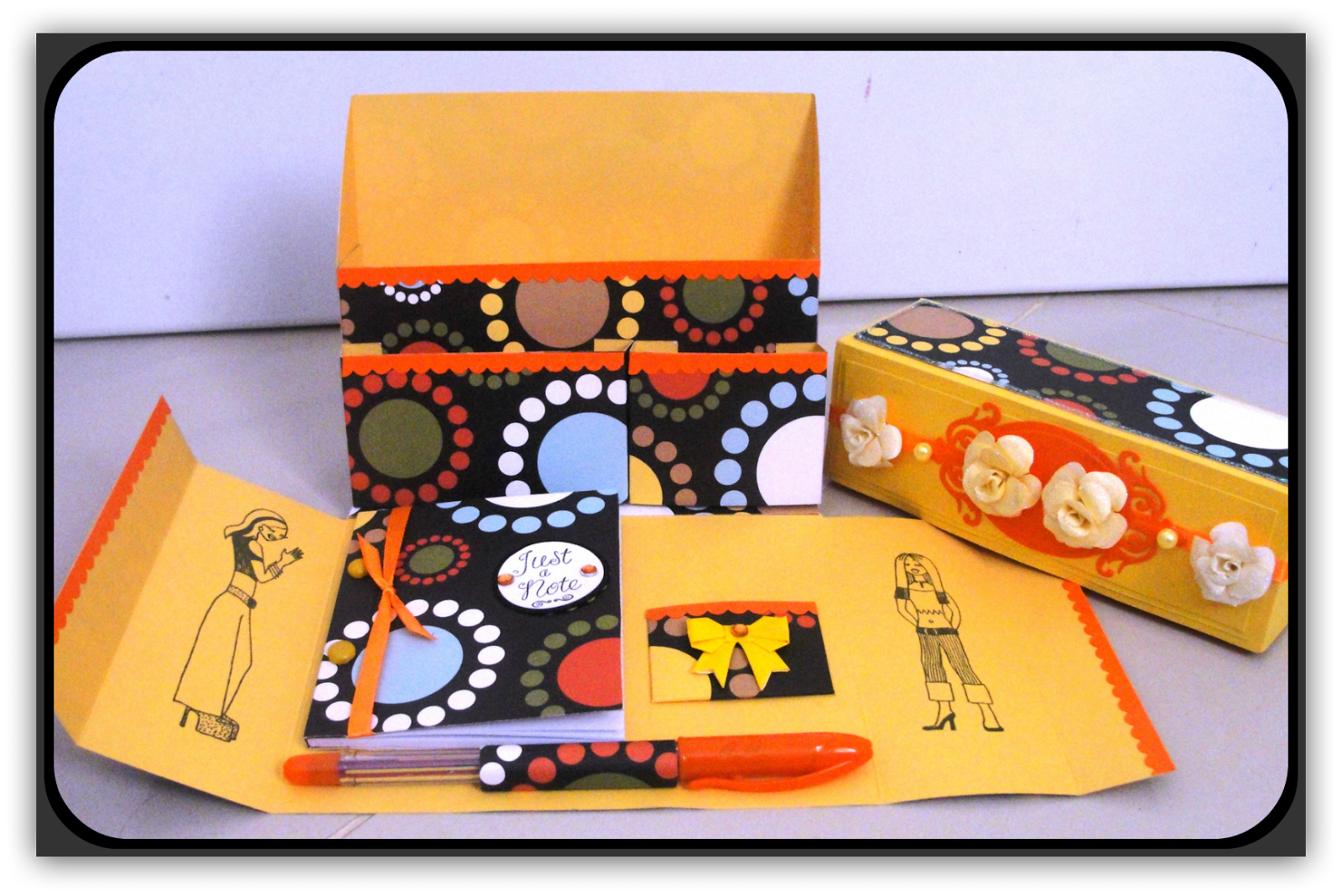 Anuja's CraftCollage Stationery box