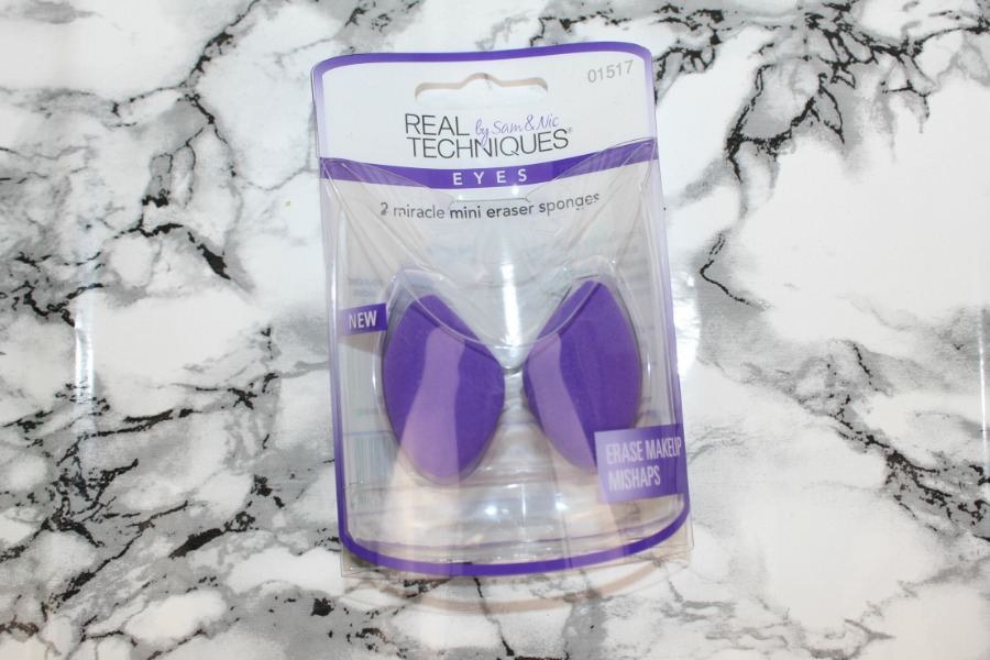 Real Techniques Miracle Mini Eraser Sponge Review & Photos Pink