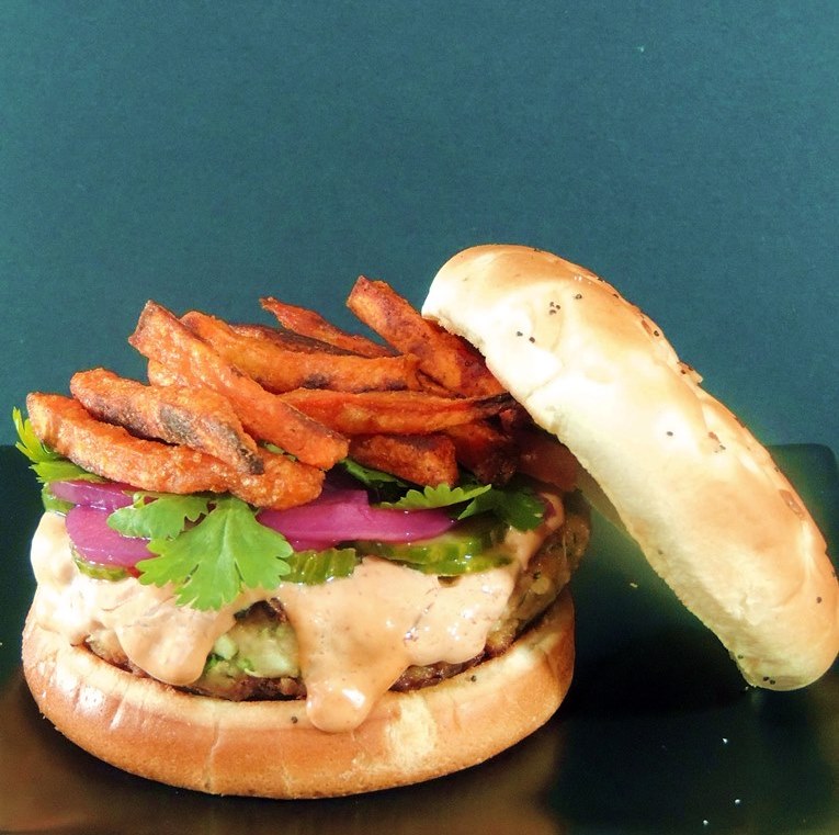 Salmon BLTs with Creamy Lemon Dill Sauce Bobbi's Kozy Kitchen