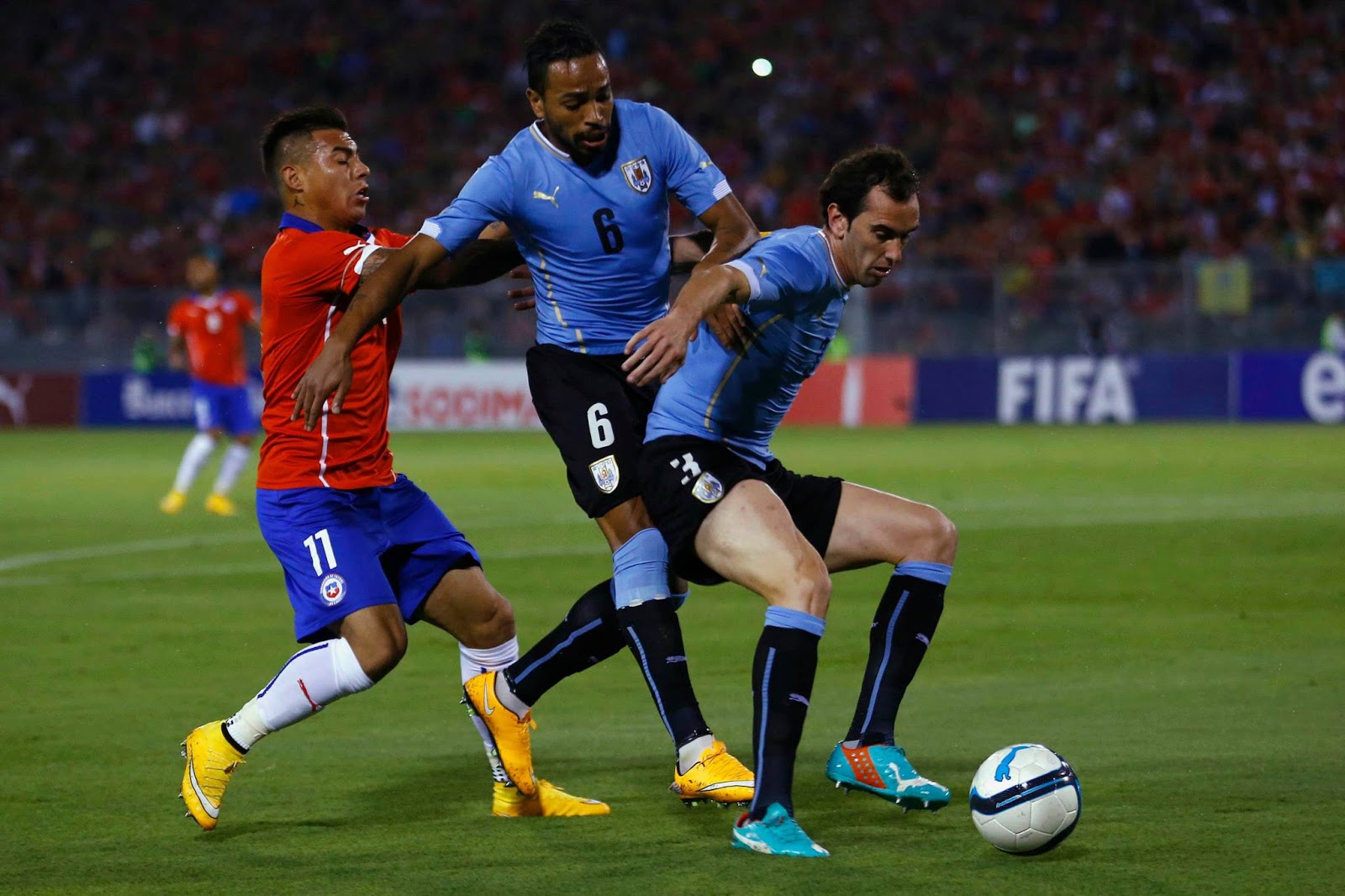 ученые 7 чили 5 уругвая. новости футбола в мире. уругвай кубок америки. сборная уругвая джакузи. сборная уругвая по футболу 2010.