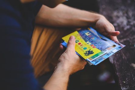 Pengertian, Ciri, Contoh, Macam-Macam Surat - INIRUMAHPINTAR.com