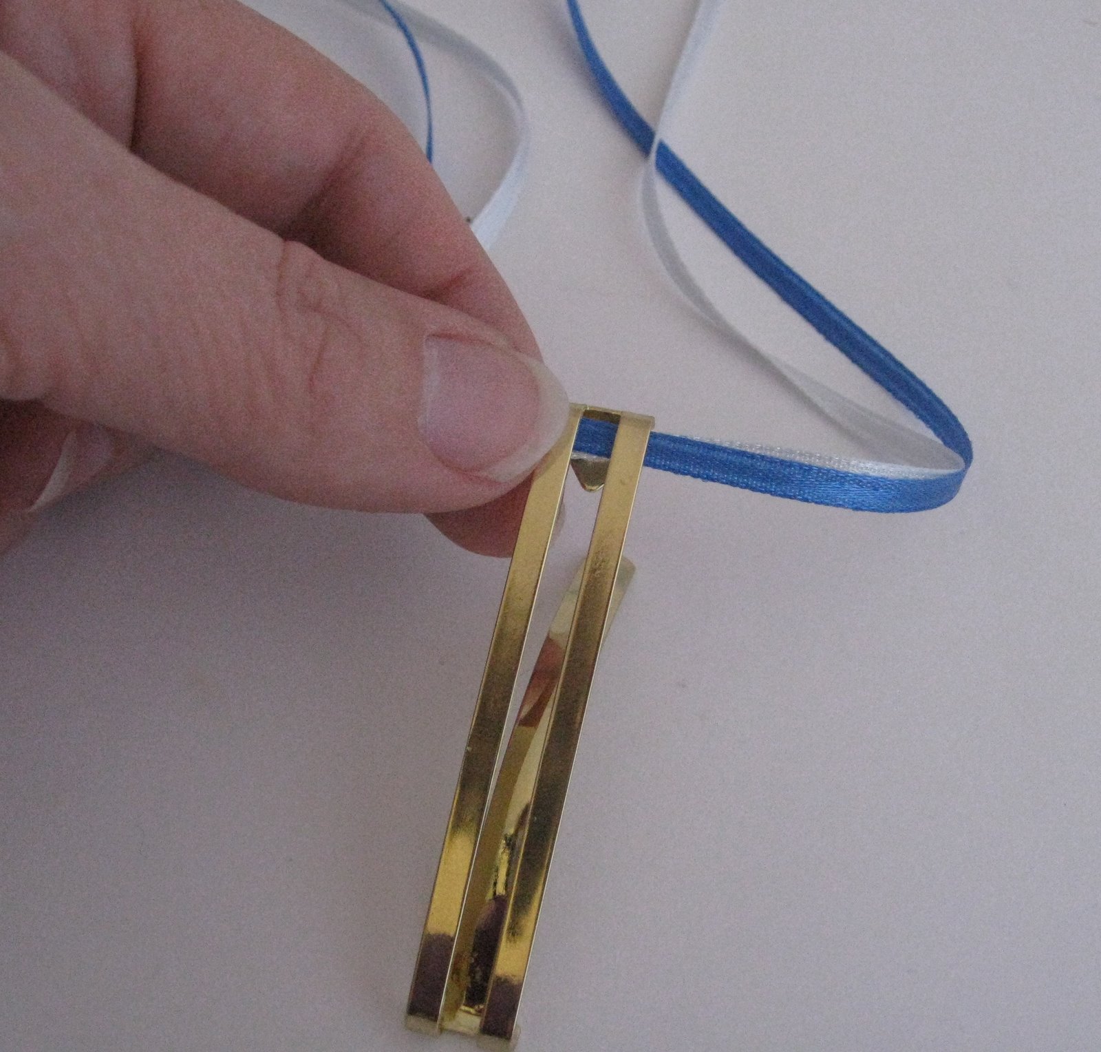 Cindy deRosier My Creative Life Ribbon Barrette Tutorial