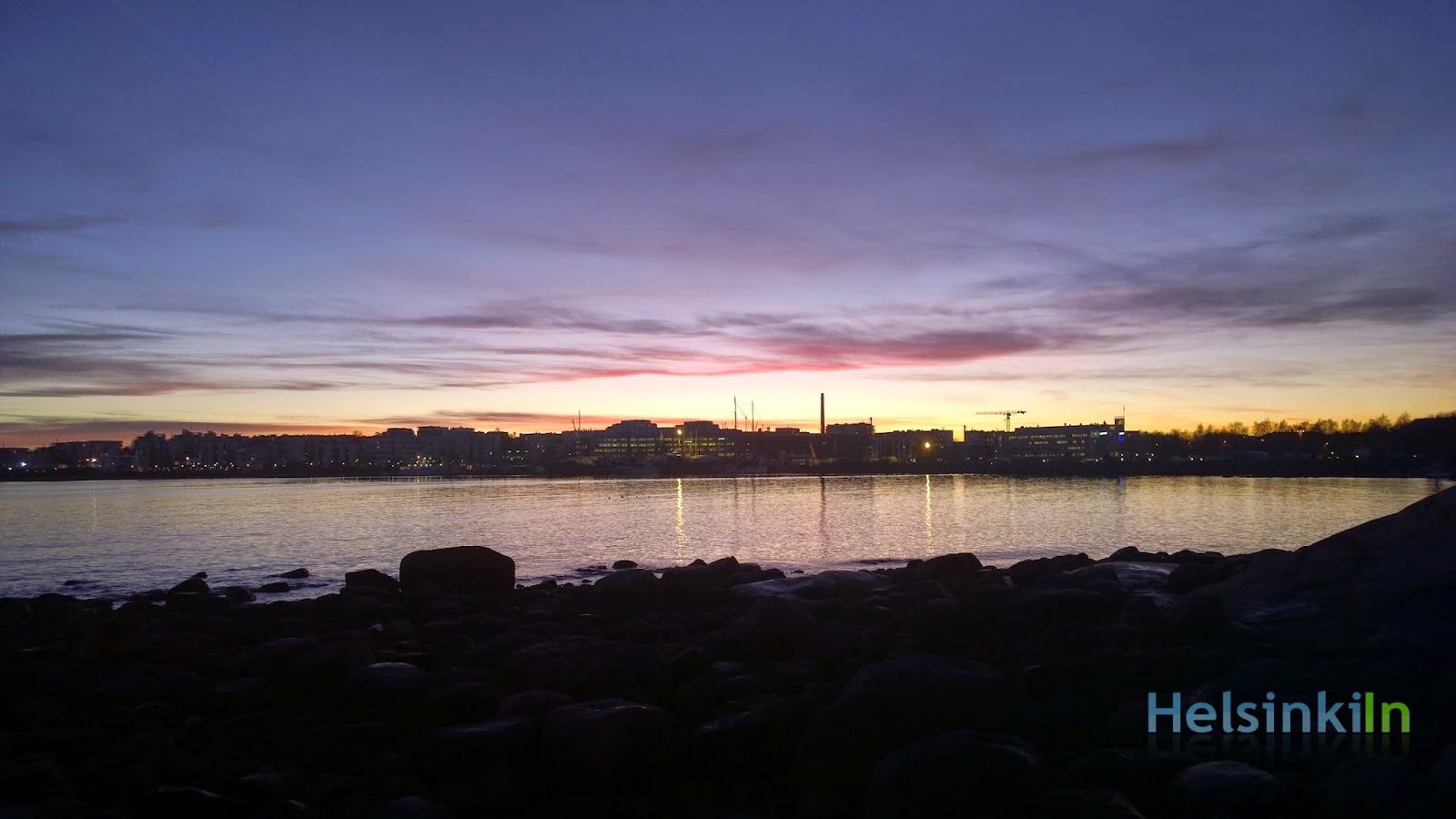 sun setting on Lauttasaari