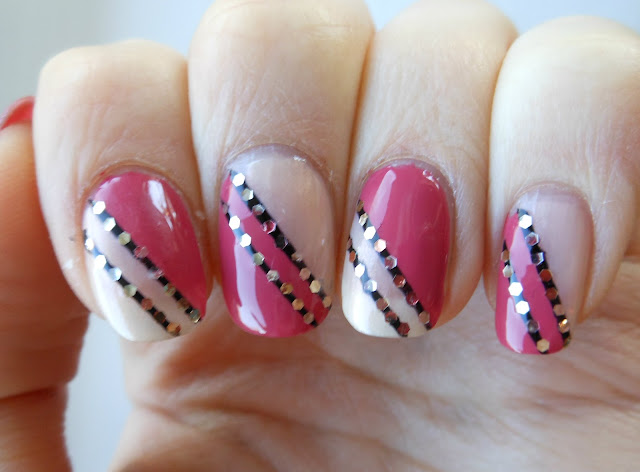 8. Creative and Sophisticated Toe Nail Designs - wide 4