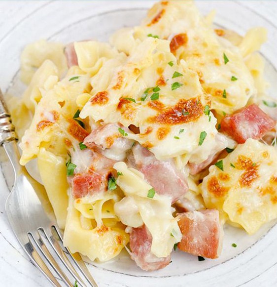 One Pan Ham and Cheese Tortellini One Pan Ham and Cheese Tortellini