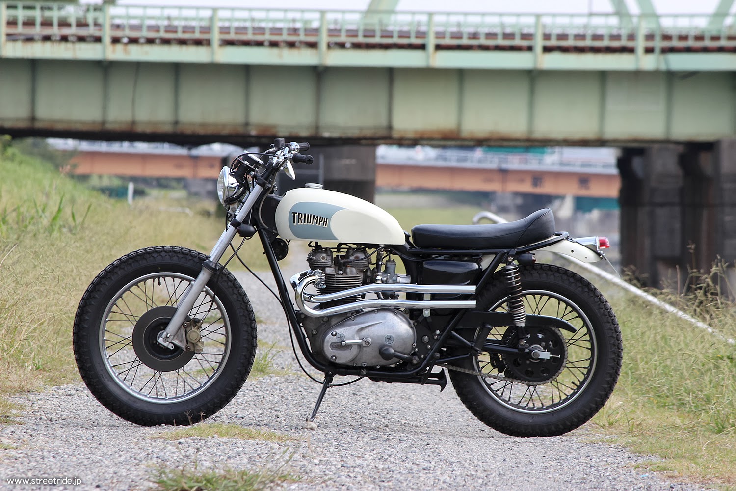 U03df Hell Kustom U03df Triumph Bonneville T140 By Brat Style