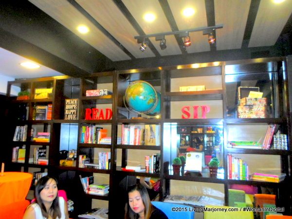 Book And Borders: Library-Themed Coffee Shop