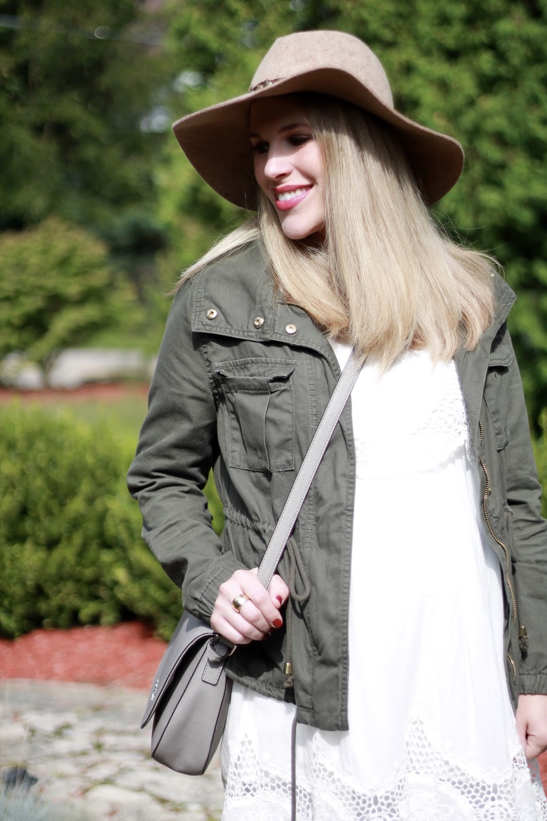 Wearing a White Dress for Fall & Confident Twosday Linkup - I do deClaire