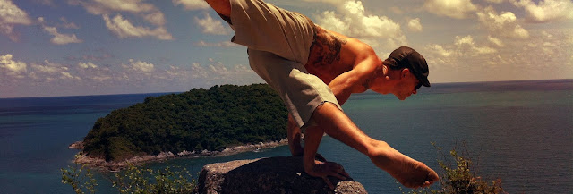 Nếu bạn đang chán ghét cơ thể mình, hãy nghĩ ngay tới luyện tập Yoga