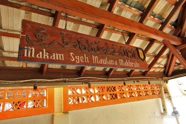 makam maulana malik ibrahim gresik
