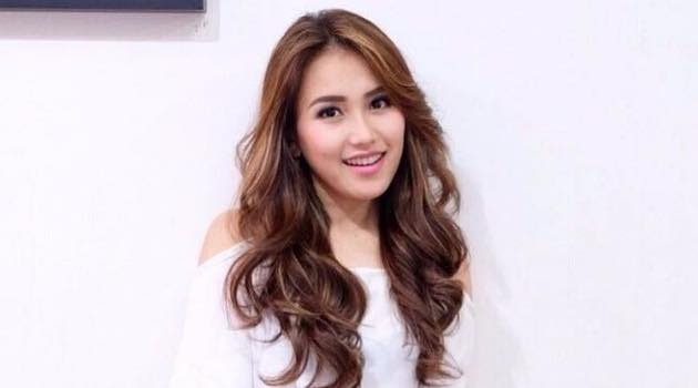 kunci gitar ayu ting ting minyak wangi kunci gitar ayu ting ting minyak wangi