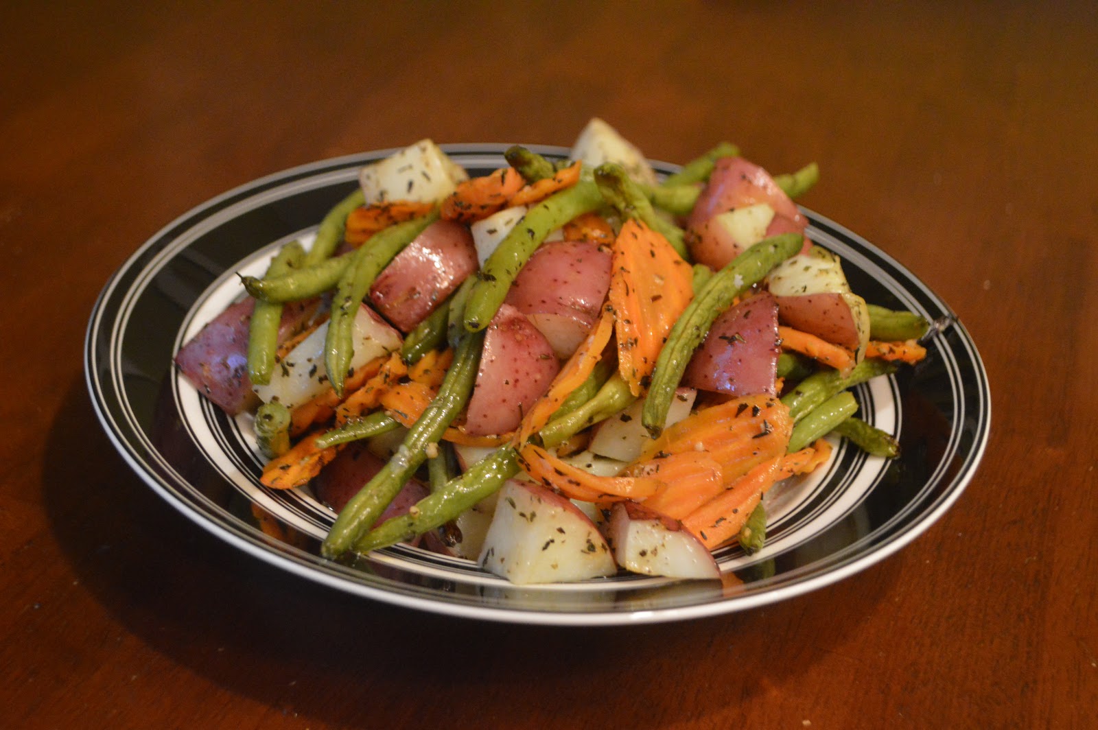 Garlic Herb Roasted Potatoes Carrots And Green Beans R.F.C