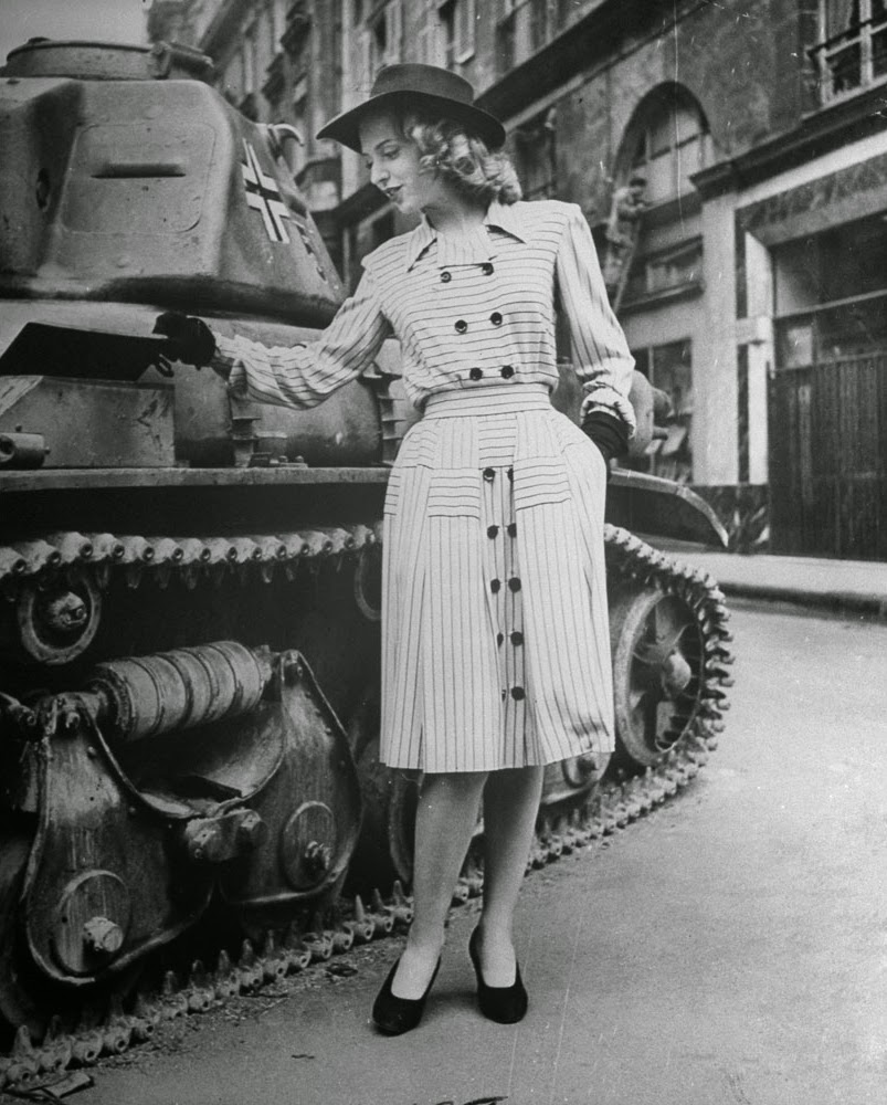 Beautiful Women's Fashion in PostLiberation Paris, 1944 Vintage Everyday