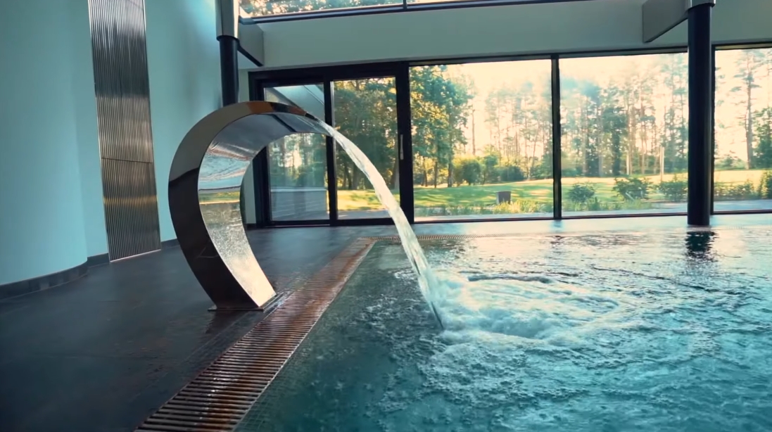 18 Interior Design Photos vs. Garkalnes novads, Latvia Luxury Modern Home Tour