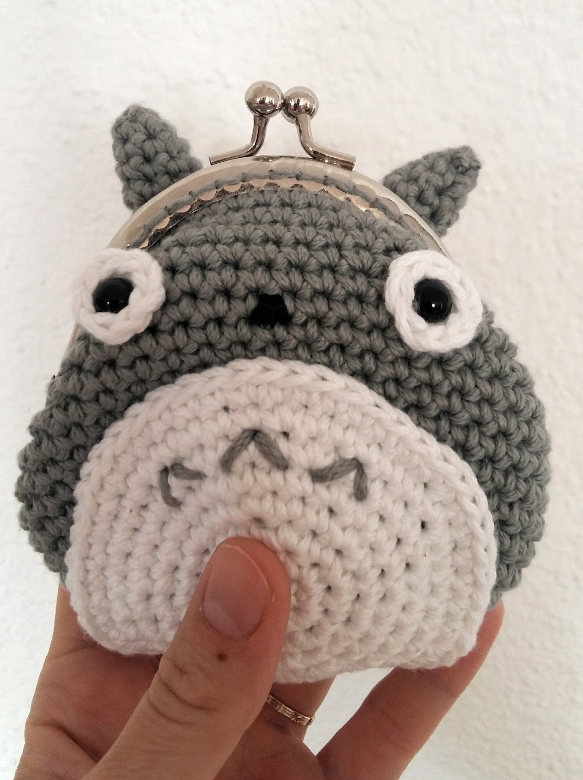 Fee du tricot: Porte monnaie Totoro #tuto inside