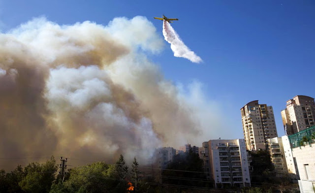 Setelah Melarang Adzan Di Masjidil Aqsha, Israel Dilanda Kebakaran Dahsyat
