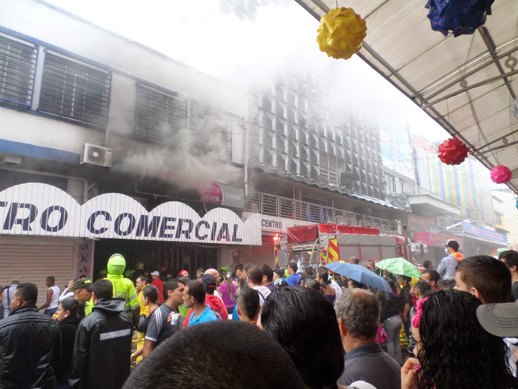 INCENDIO EN EL CENTRO DE CALI EL CENTRO DE CALI