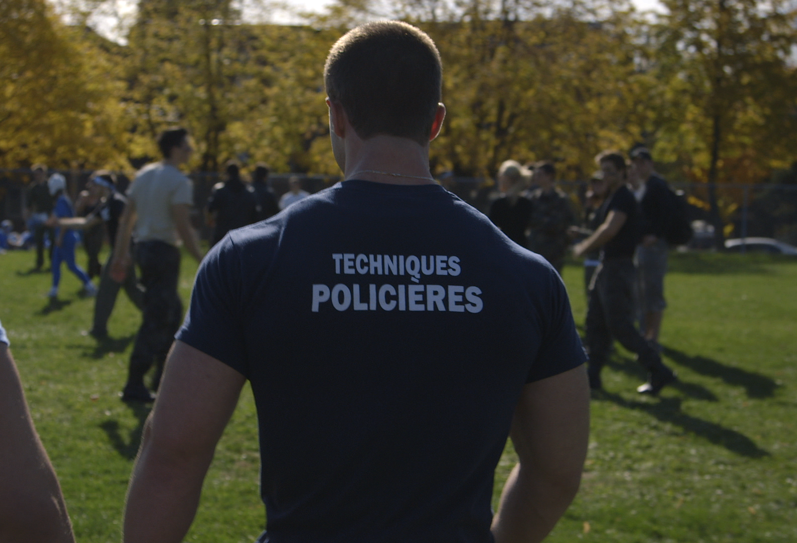 Dans Leur Regard Que Sont Devenus Les Policiers Les Productions Flow: POLICE ACADÉMIE