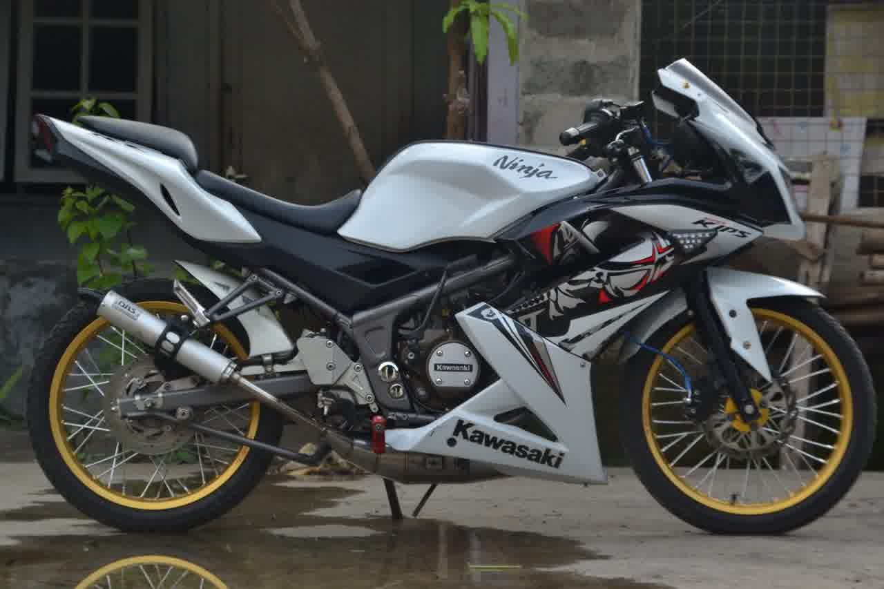 Black Oval Modifikasi Motor Ninja RR 150