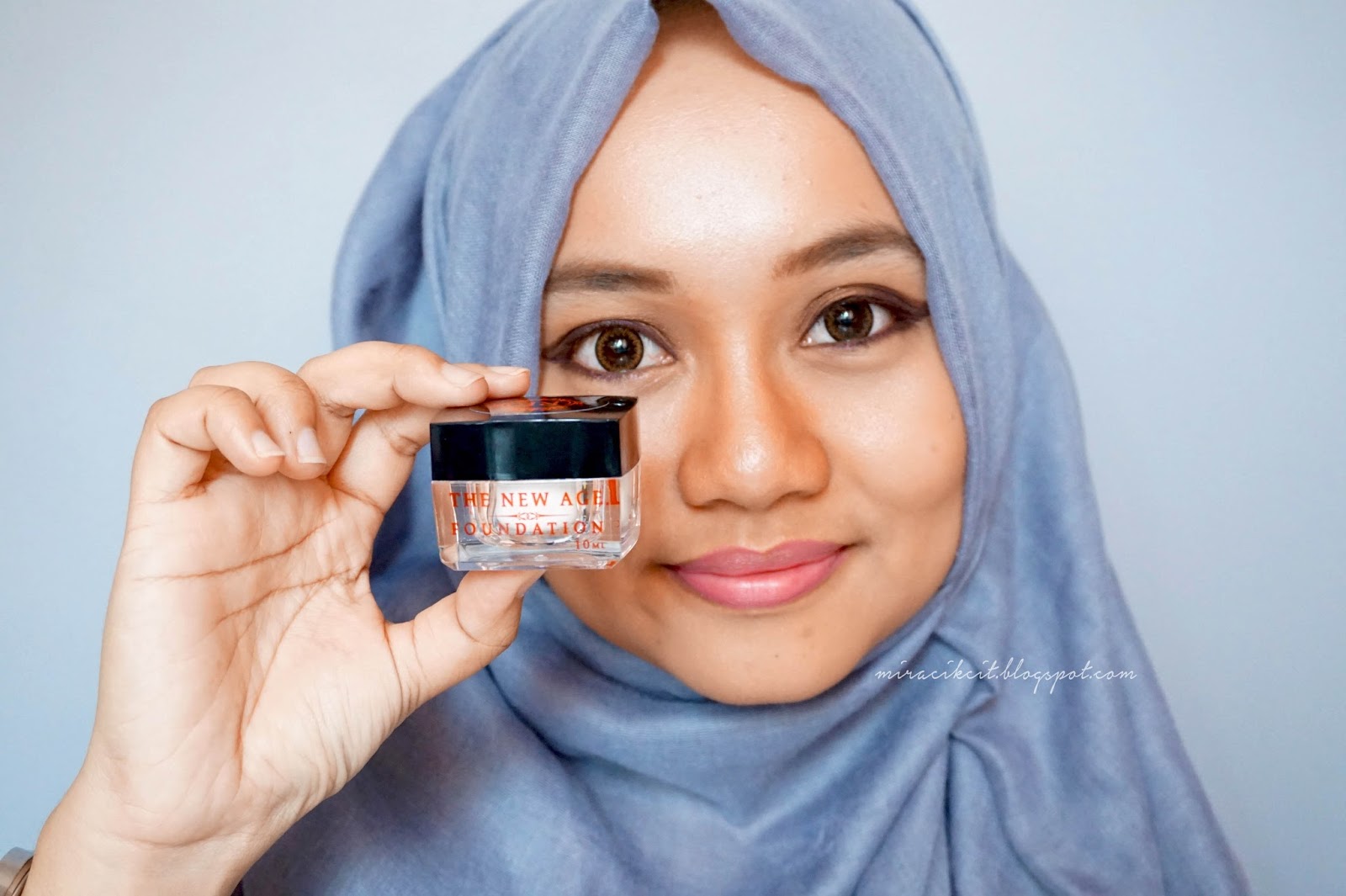 Review Real Cosmetics Malaysia, The New Age Foundation by Raja Ema