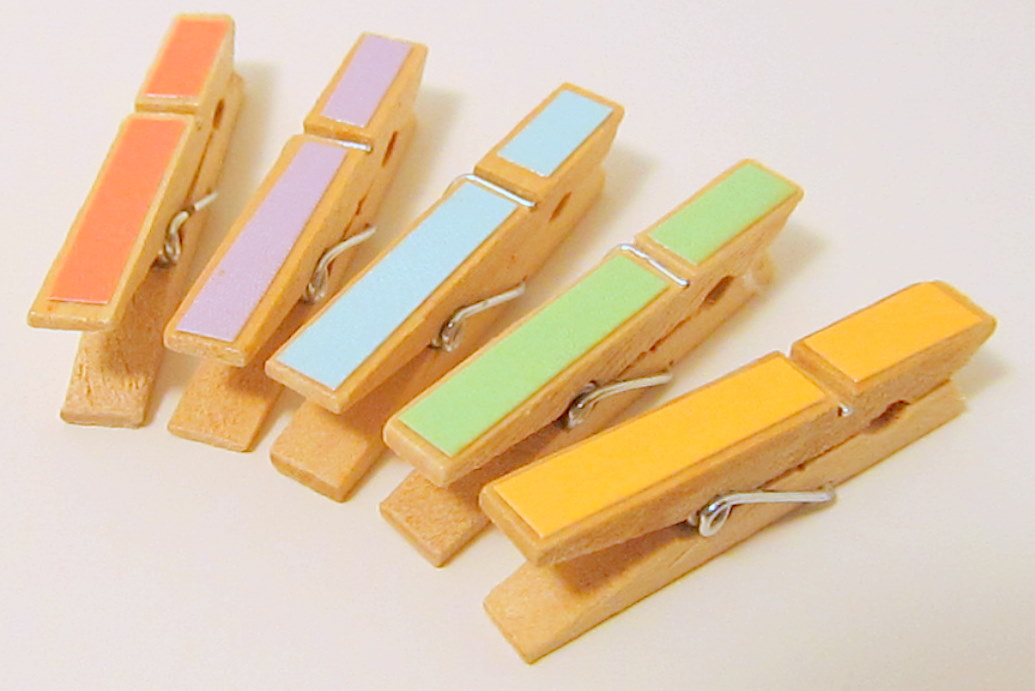 Craftaphile Pastel Mini Clothespins