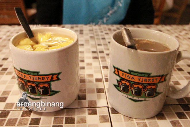 cafe tiga tjeret solo