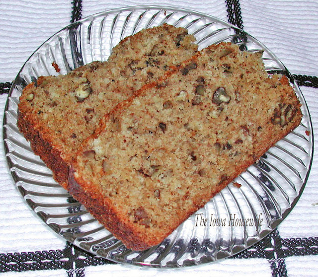 The Iowa Housewife Nutty Applesauce Bread