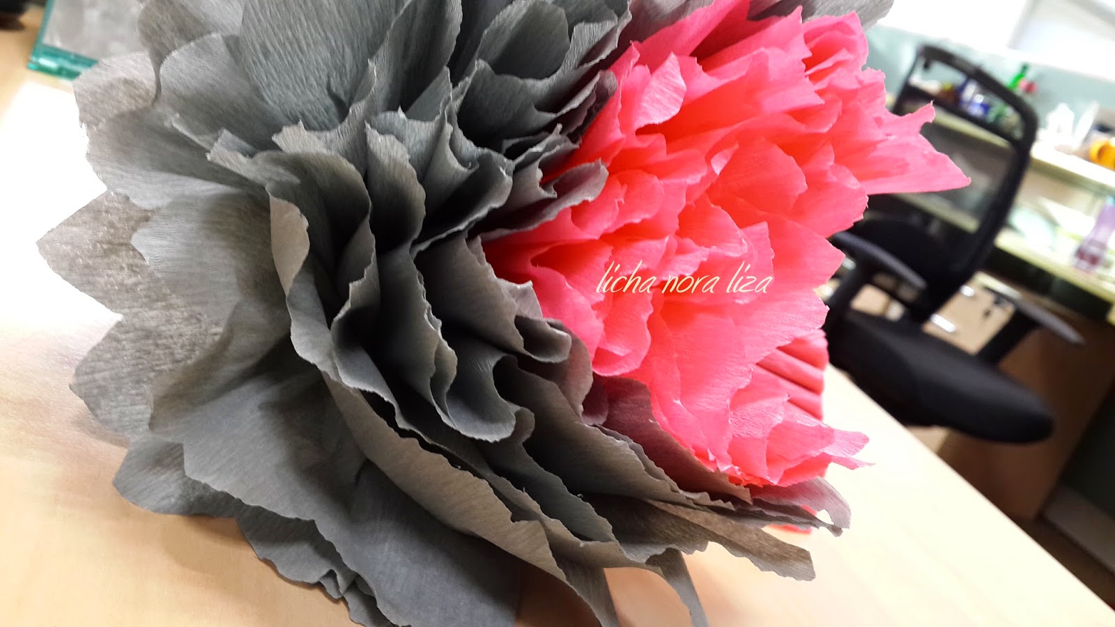 DIY Bunga  Kertas Besar Untuk  Pelamin Nora Liza
