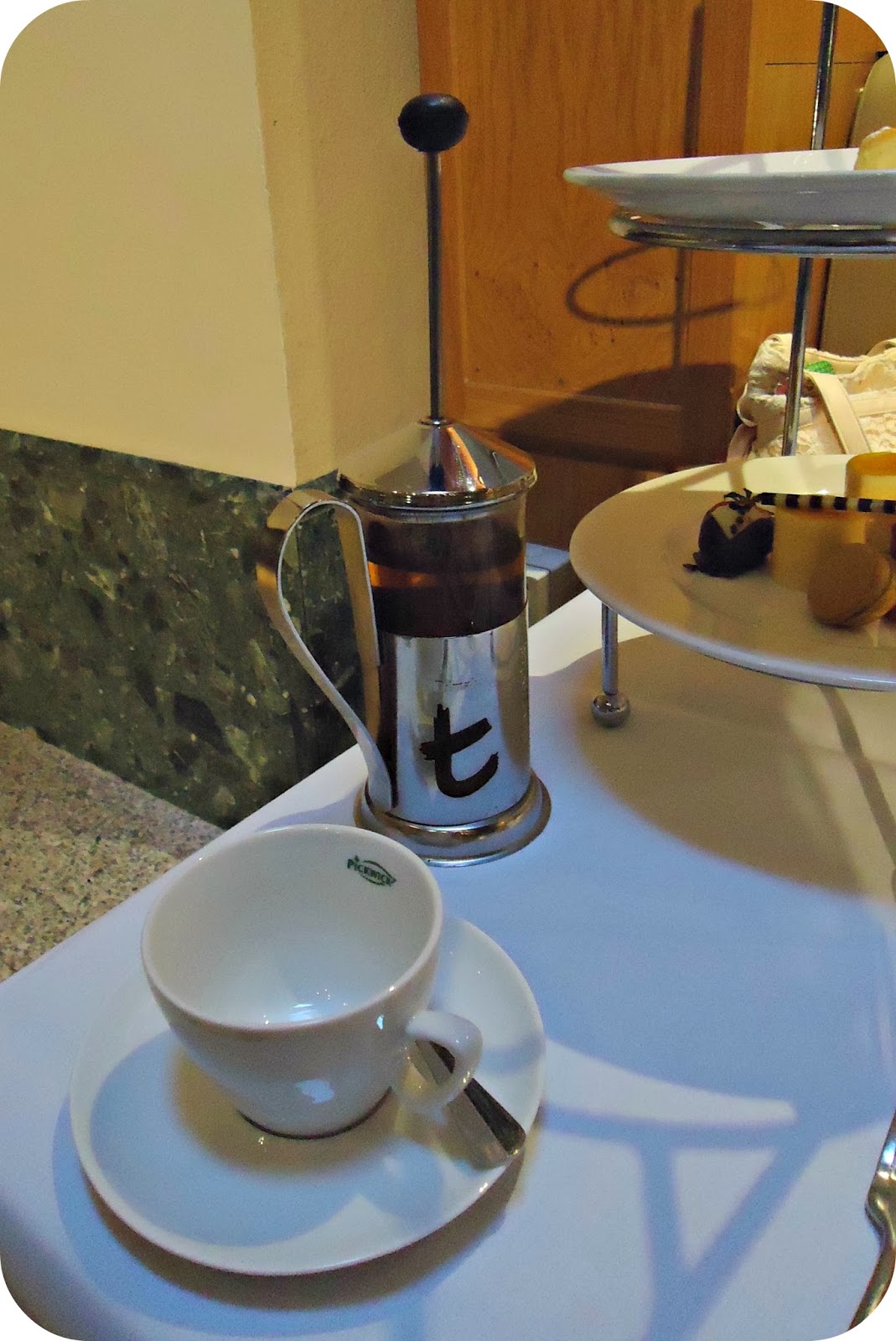 High tea at Stamford Plaza Melbourne