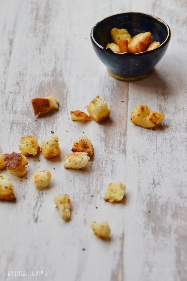 ENSALADA CÉSAR CON MELOCOTÓN ASADO