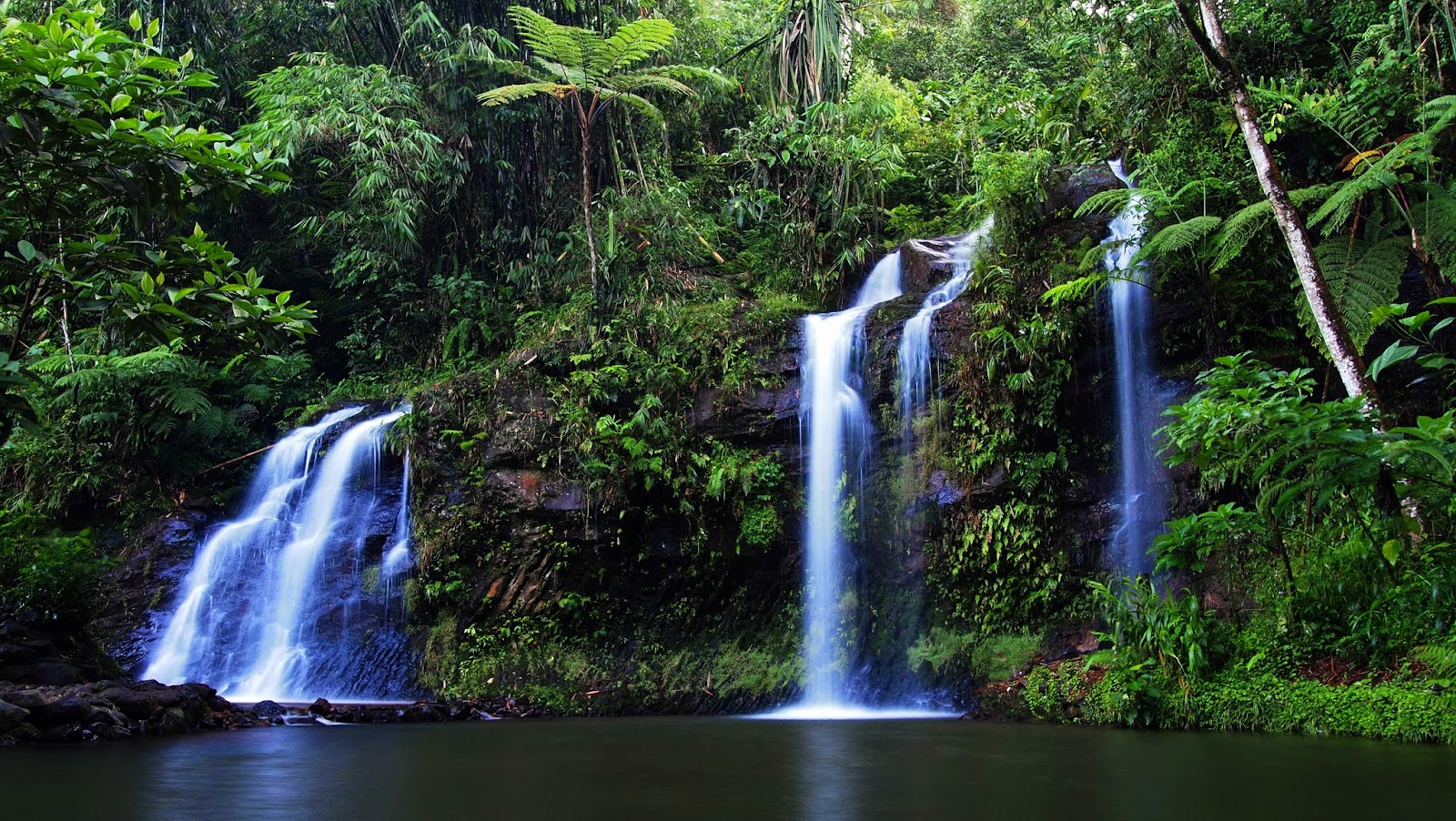 Daerah Wisata Di Indonesia KEINDAHAN AIR TERJUN CURUG Daerah Wisata Di Indonesia KEINDAHAN AIR TERJUN CURUG