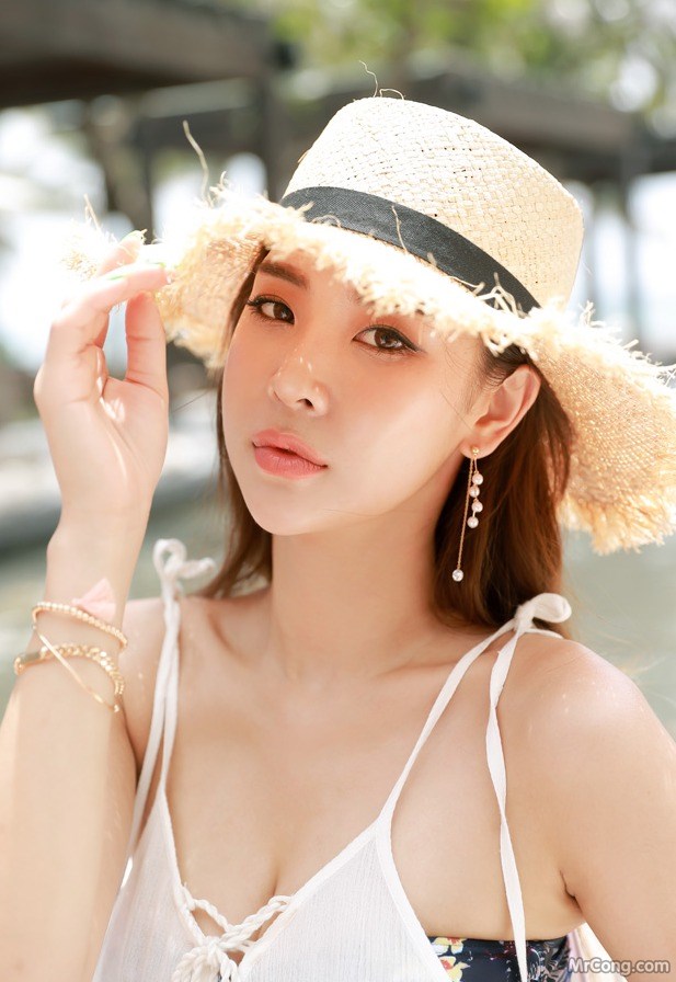 Park Da Hyun&#39;s glamorous sea fashion photos set (320 photos) photo 6-12