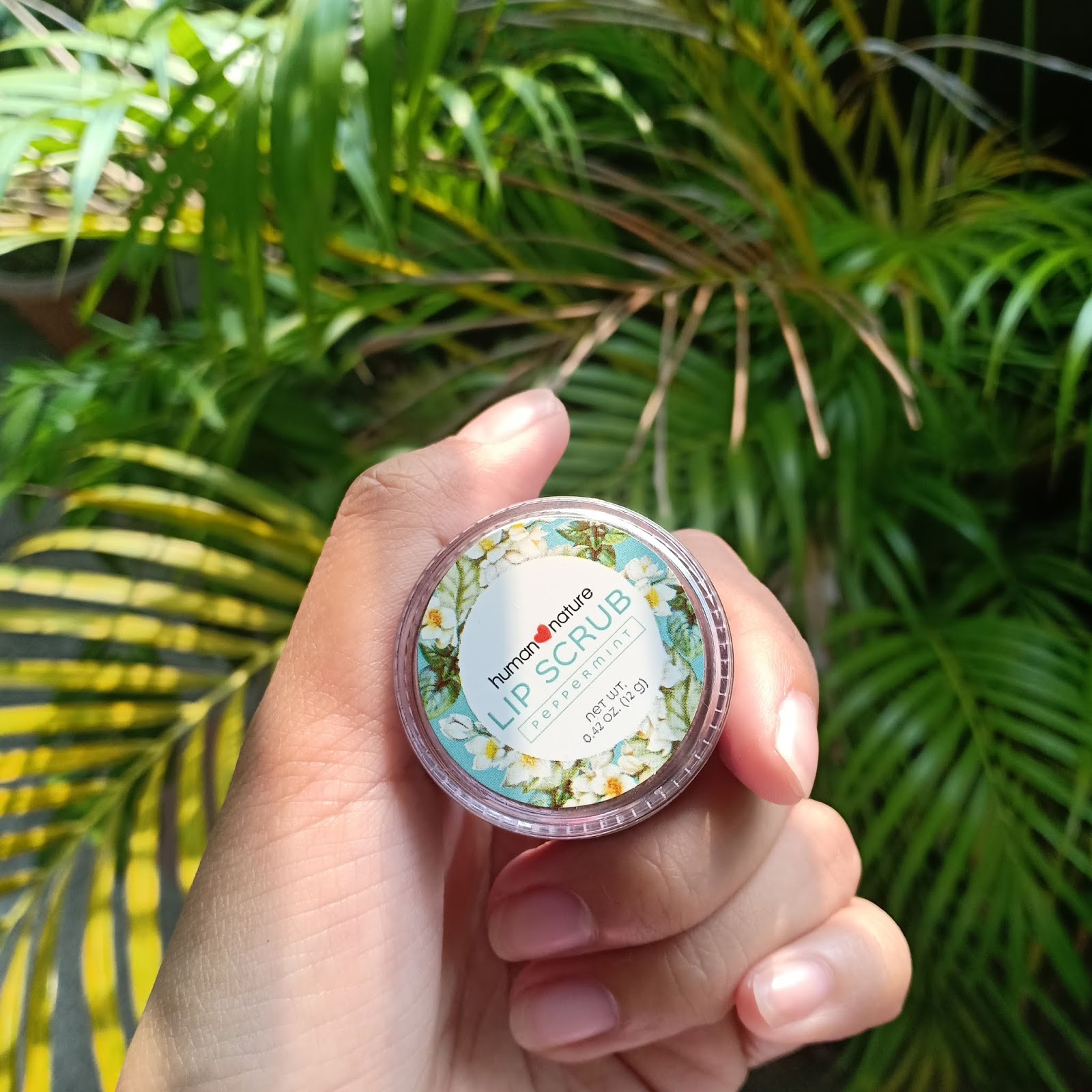 Human Heart Nature Natural Lip Scrub in Peppermint.