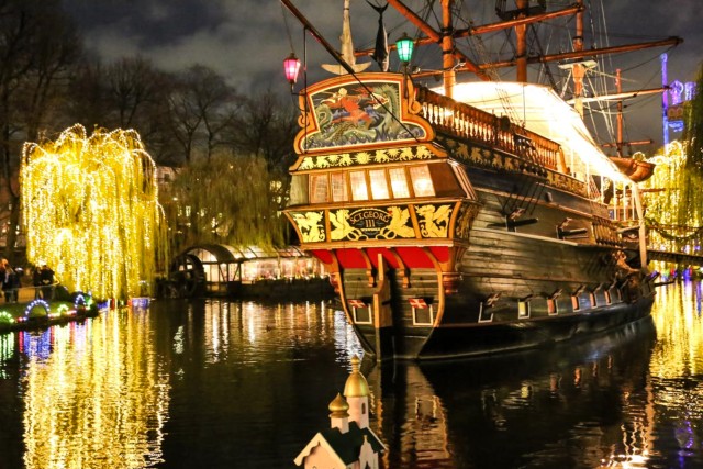 Mercatini di Natale a Copenaghen - Giardini di Tivoli - Poracci In Viaggio mercatini-di-natale-copenaghen-tivoli-poracci-in-viaggio