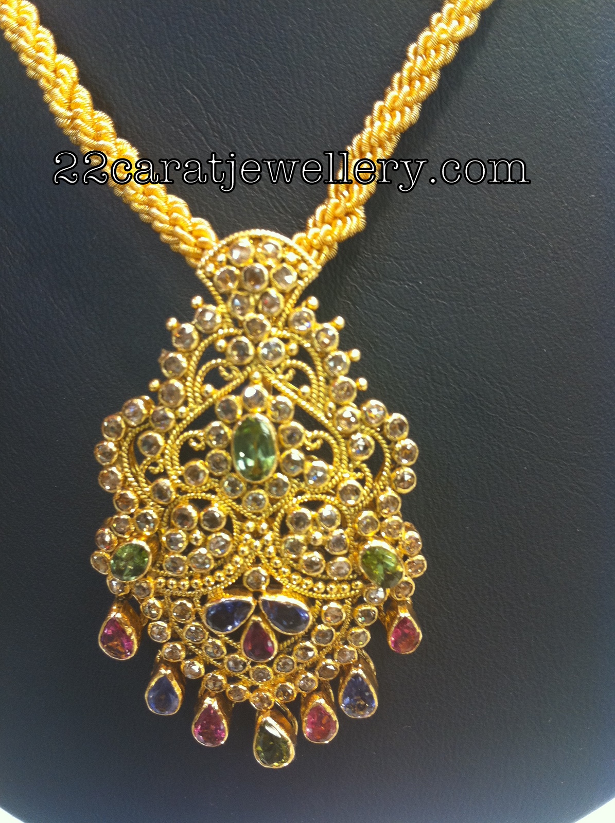 Uncut Diamond Pendant Set Jewellery Designs