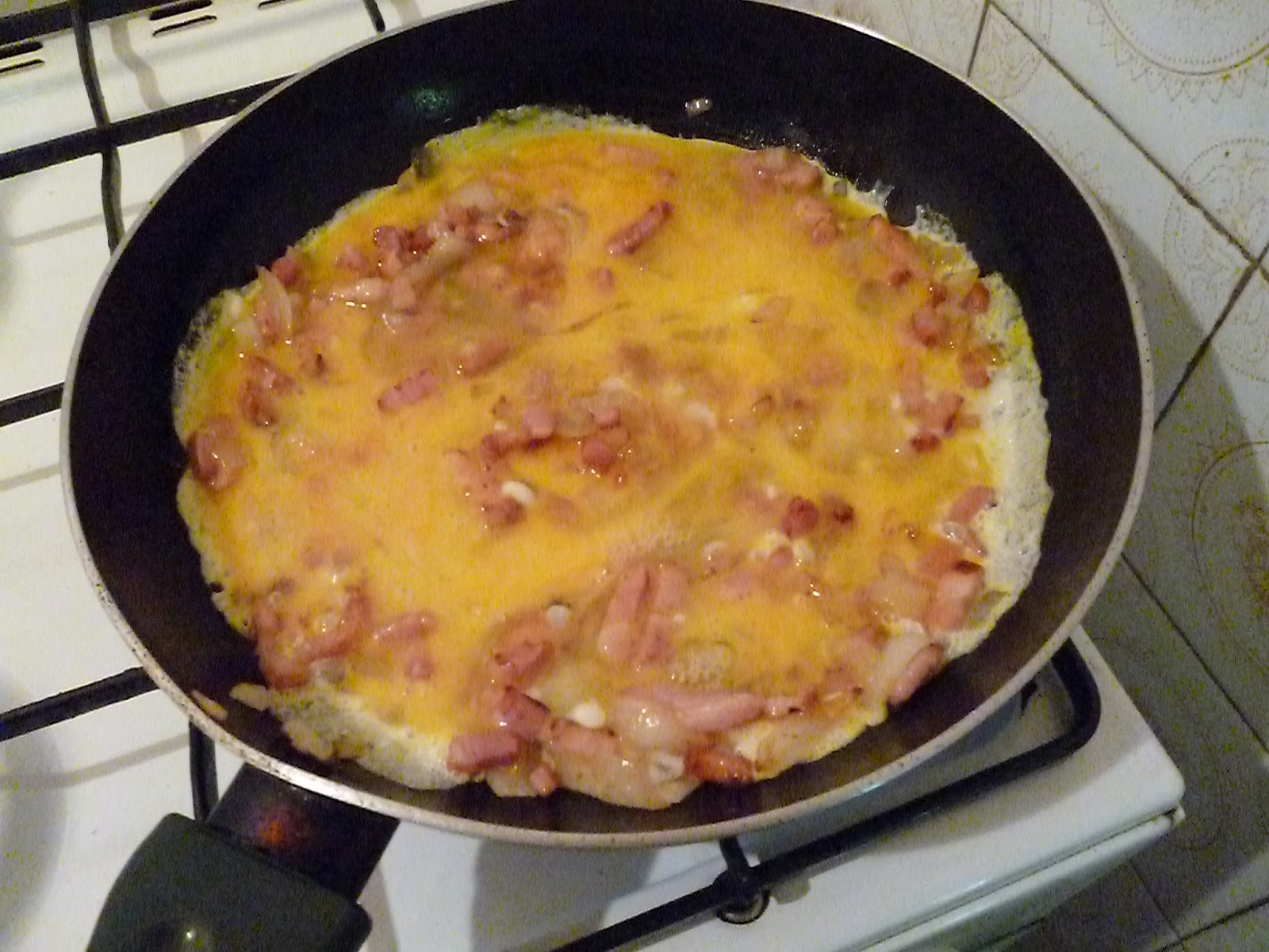 la cuisine de sandy 31800 Omelette lardons et oignons