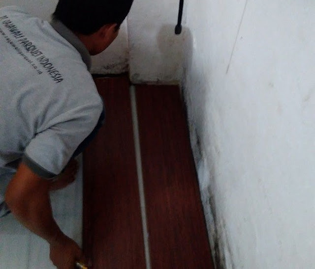 Bahan dan Cara Memasang Lantai kayu Laminated Sendiri dirumah dengan mudah Bahan dan Cara Memasang Lantai kayu Laminated Sendiri dirumah dengan mudah